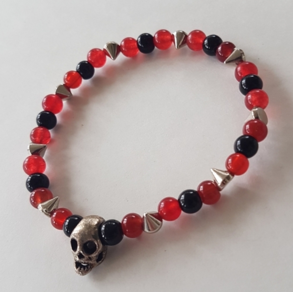 💀 Spiked Blood Skull Bracelet